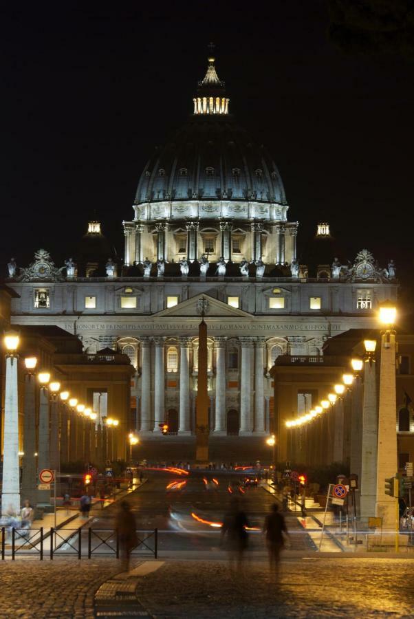 Major Sisters, Holiday Home In The Heart Of Rome Buitenkant foto